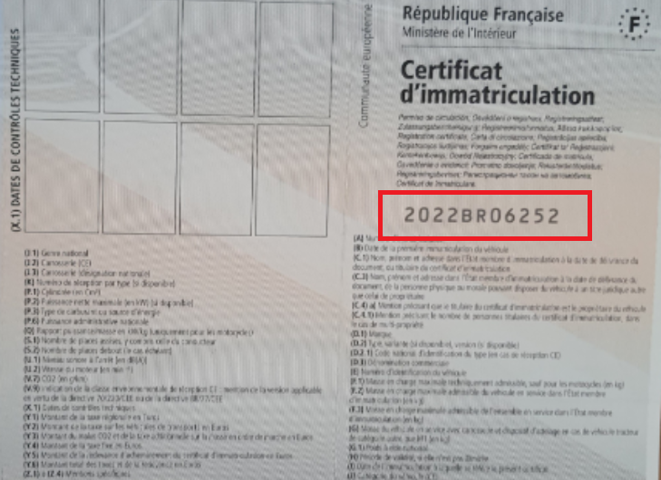 Le numéro de formule sur le Certificat d’Immatriculation.