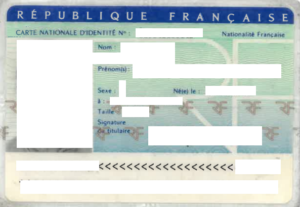 Recto d’une Carte Nationale d’Identité Française.